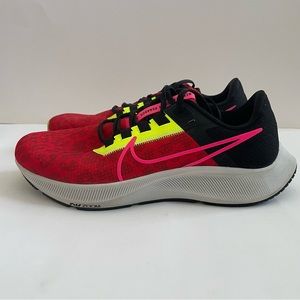 NIKE Women’s Zoom Pegasus 38 Shoe